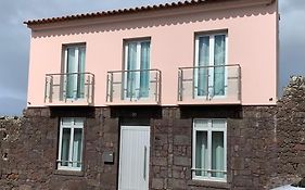 Azorean Stones House AP D, Vila do Porto, Açores